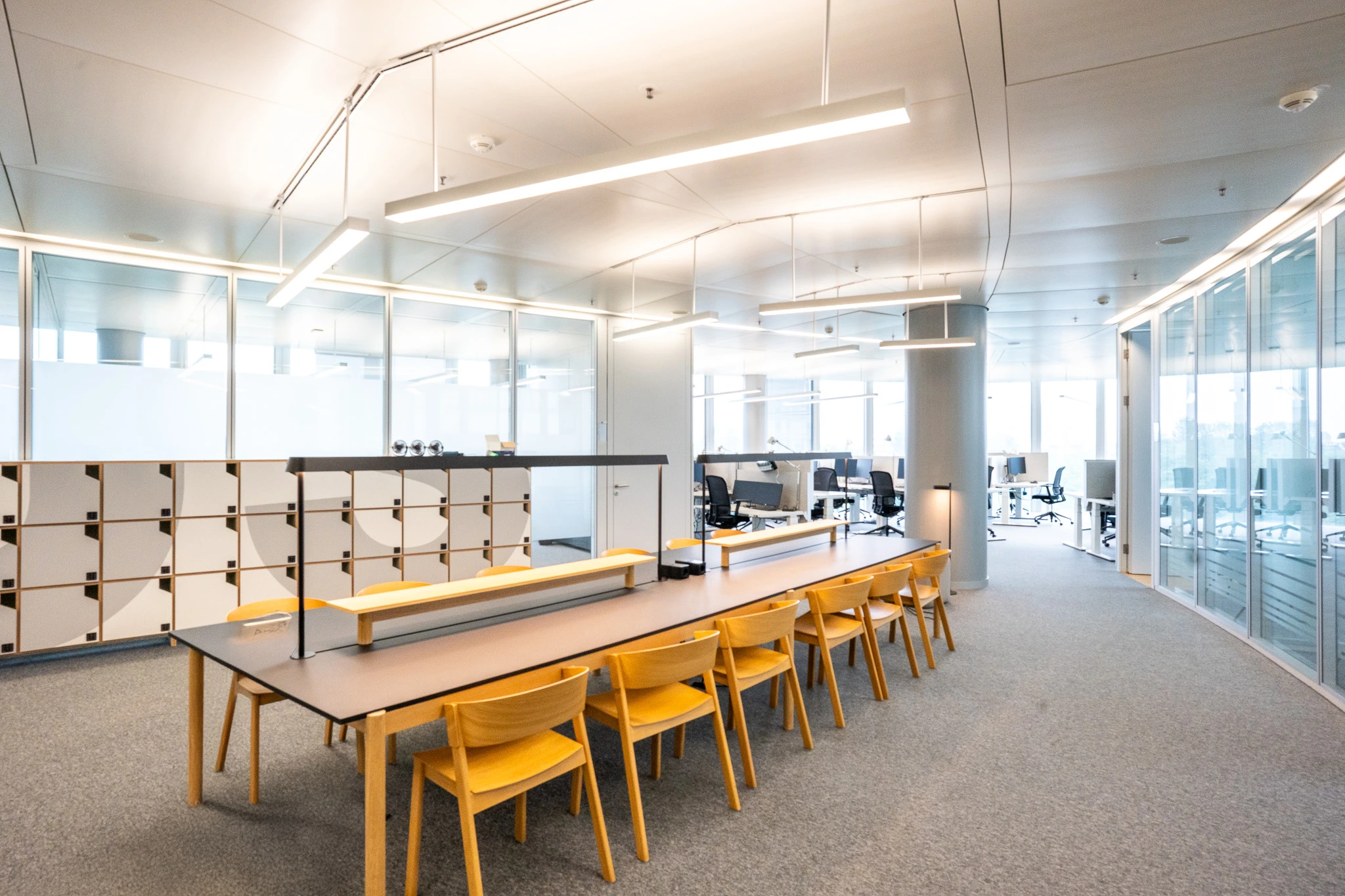 Turnkey IPG Mediabrands office delivered within weeks